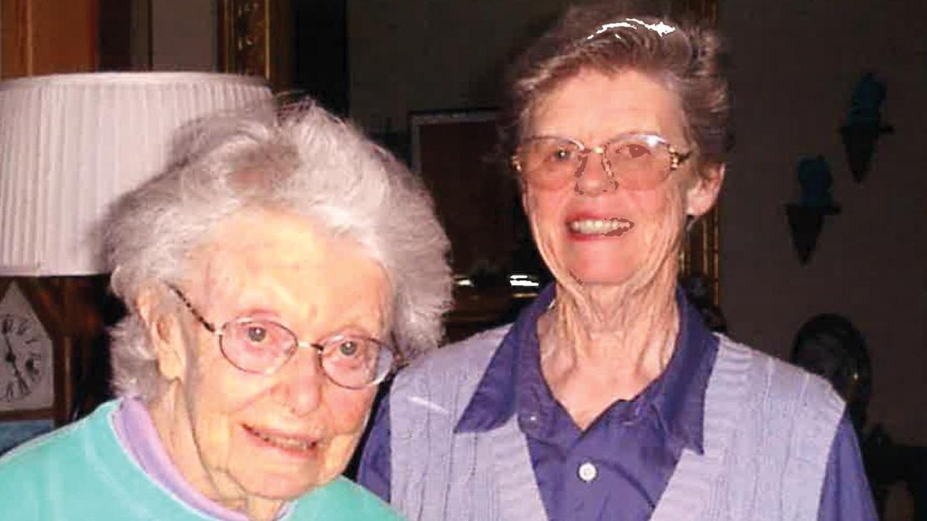 photo of sharon russell with her mother marie